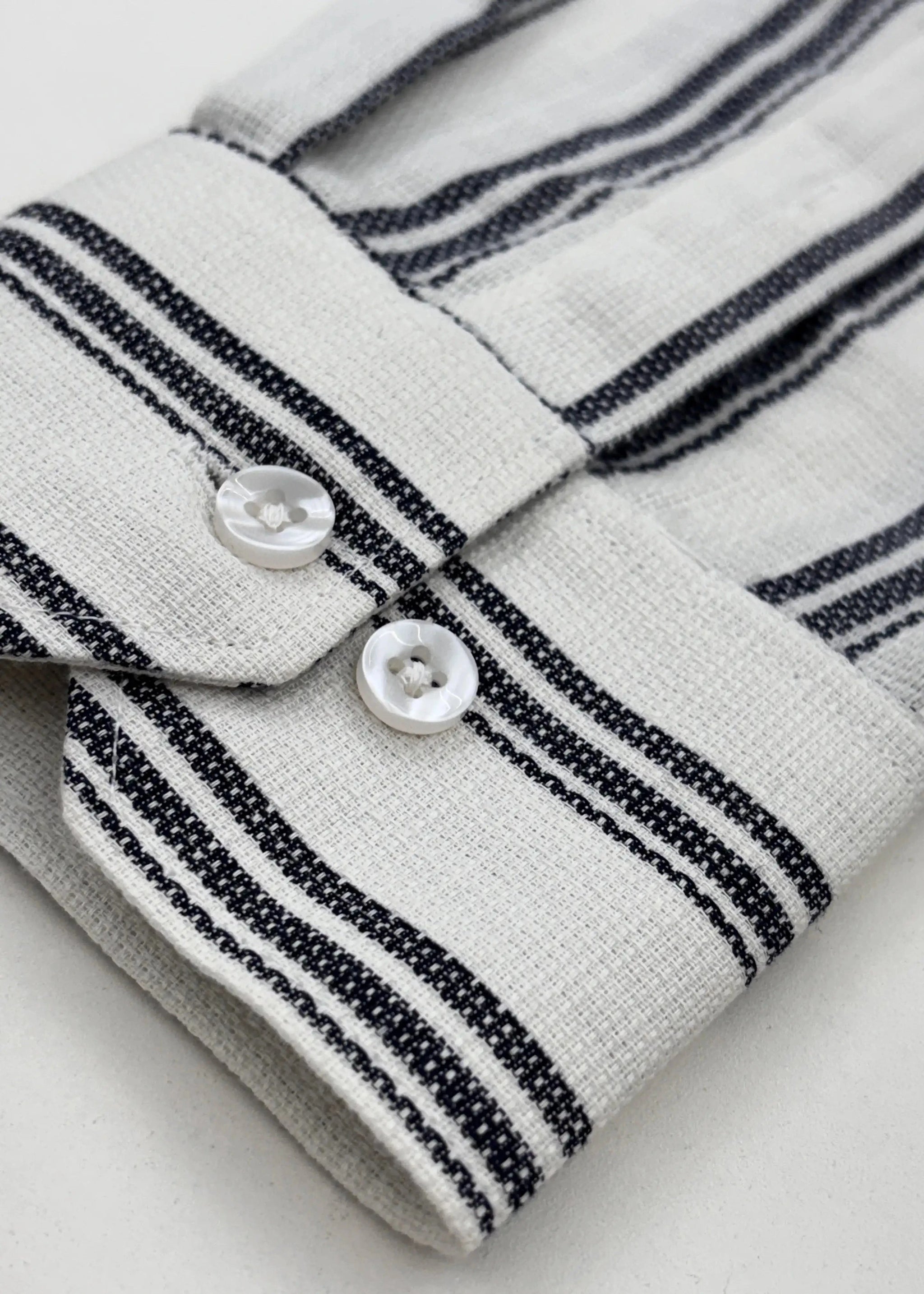 Full Sleeve White Lining Shirt