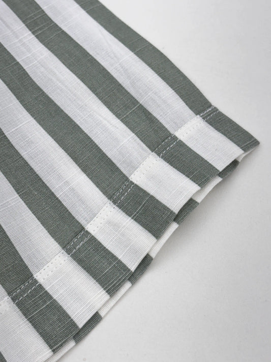 Half Sleeve White Green Lining