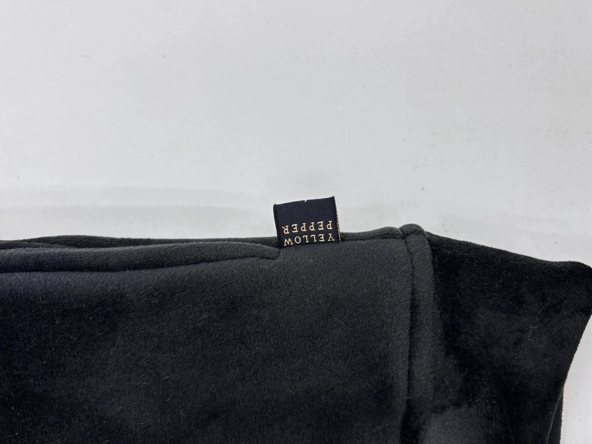 Black Zipper Sweatshirt