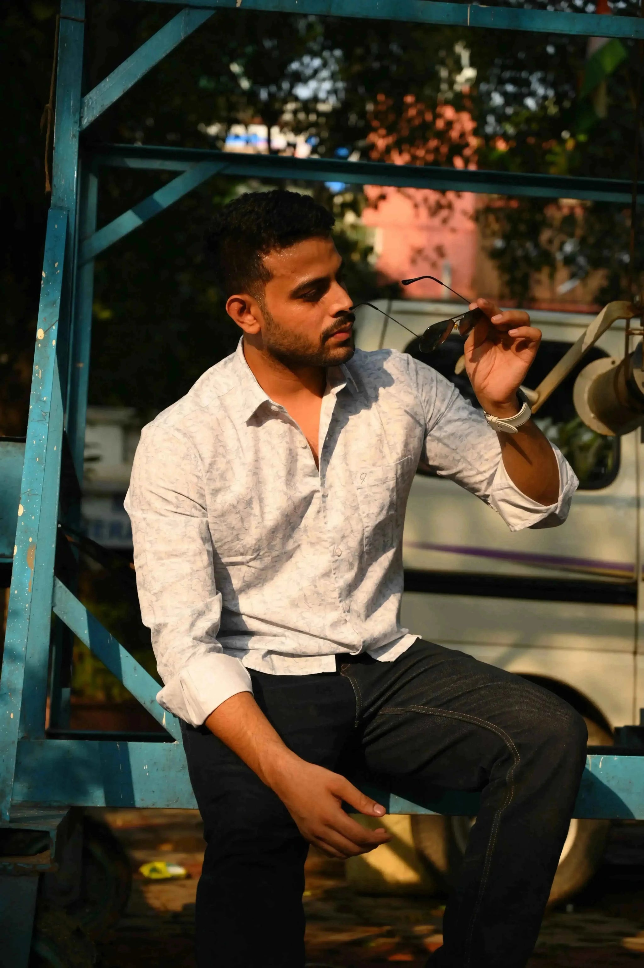 Light Blue Glitch Print Shirt