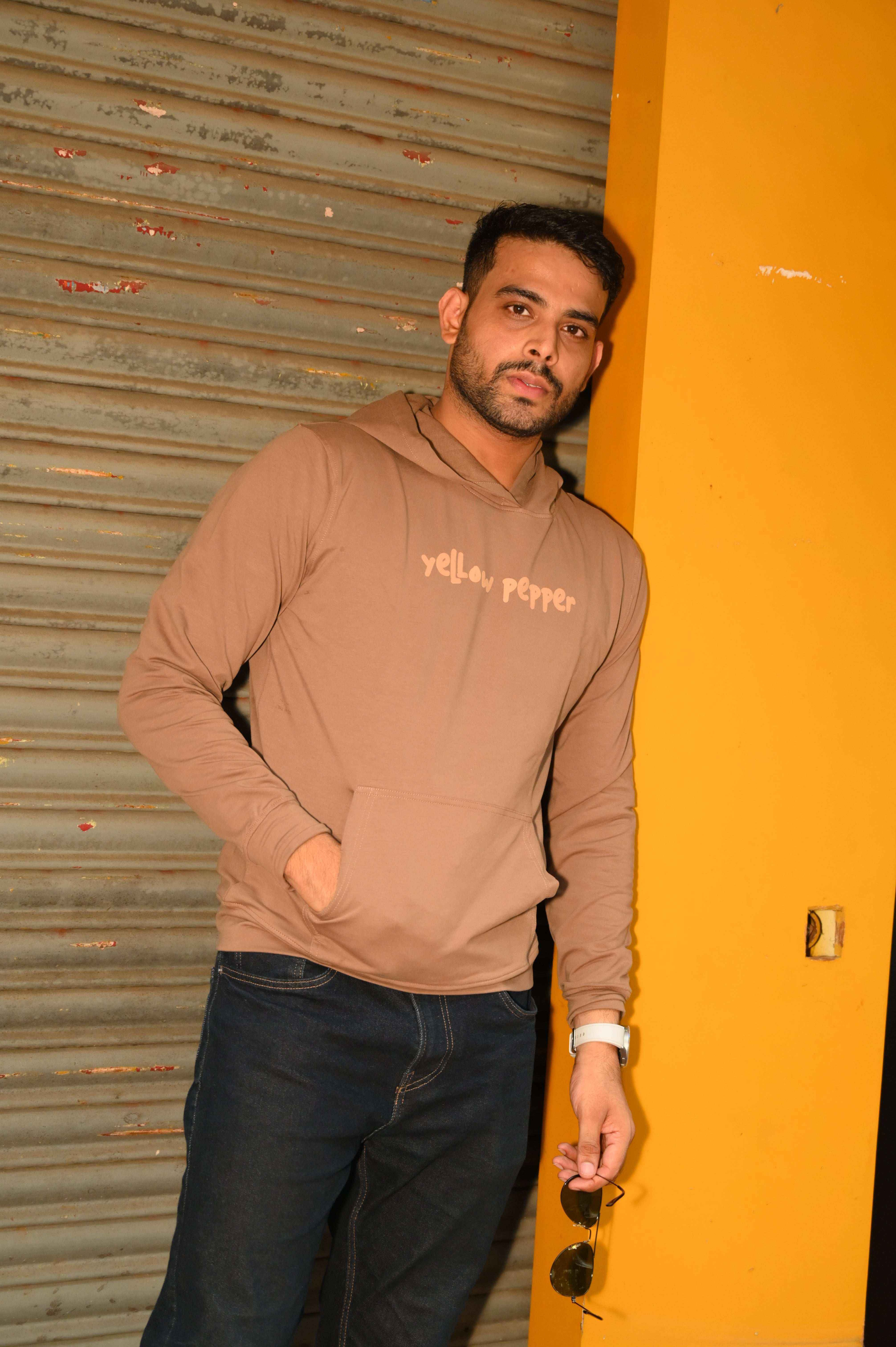 Roundneck Brown Hood