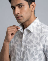 Men's White Grey Printed Slim Fit Casual Shirt by Yellow Pepper